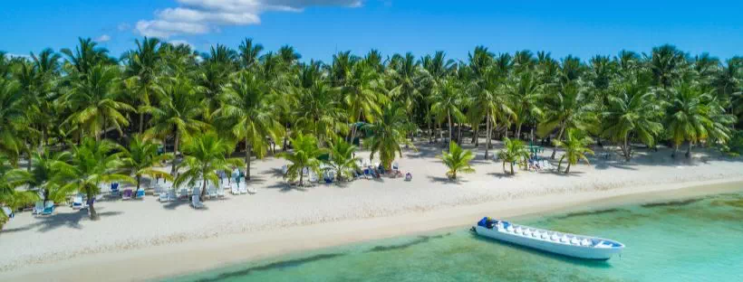 Plage vue du haut en Republique Dominicaine